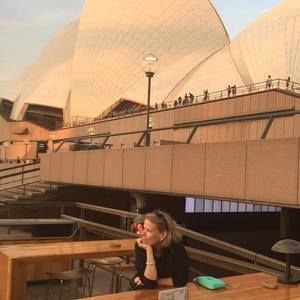 Meet your Posher, Nina